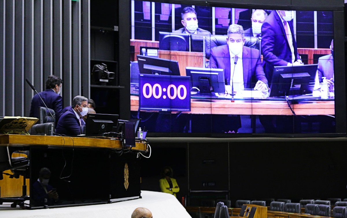 Câmara aprova texto-base de projeto do novo Código Eleitoral